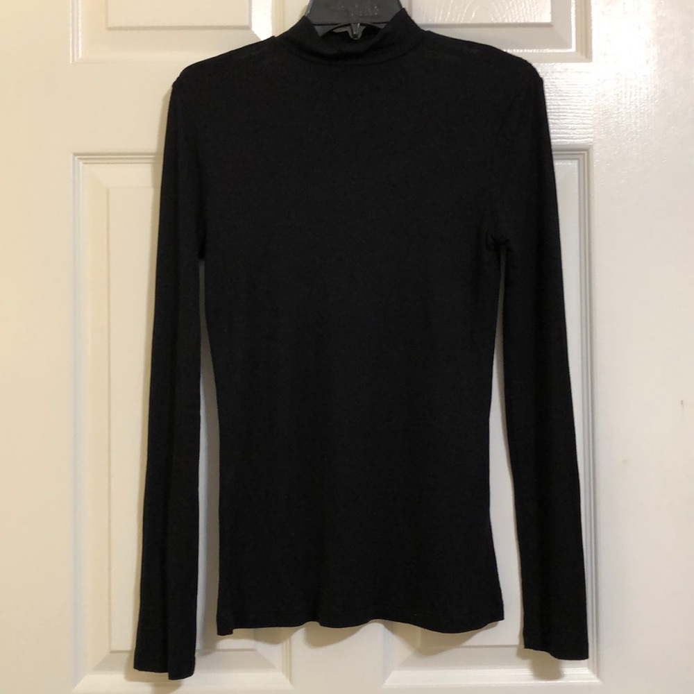 Black Mini Collar T-shirt